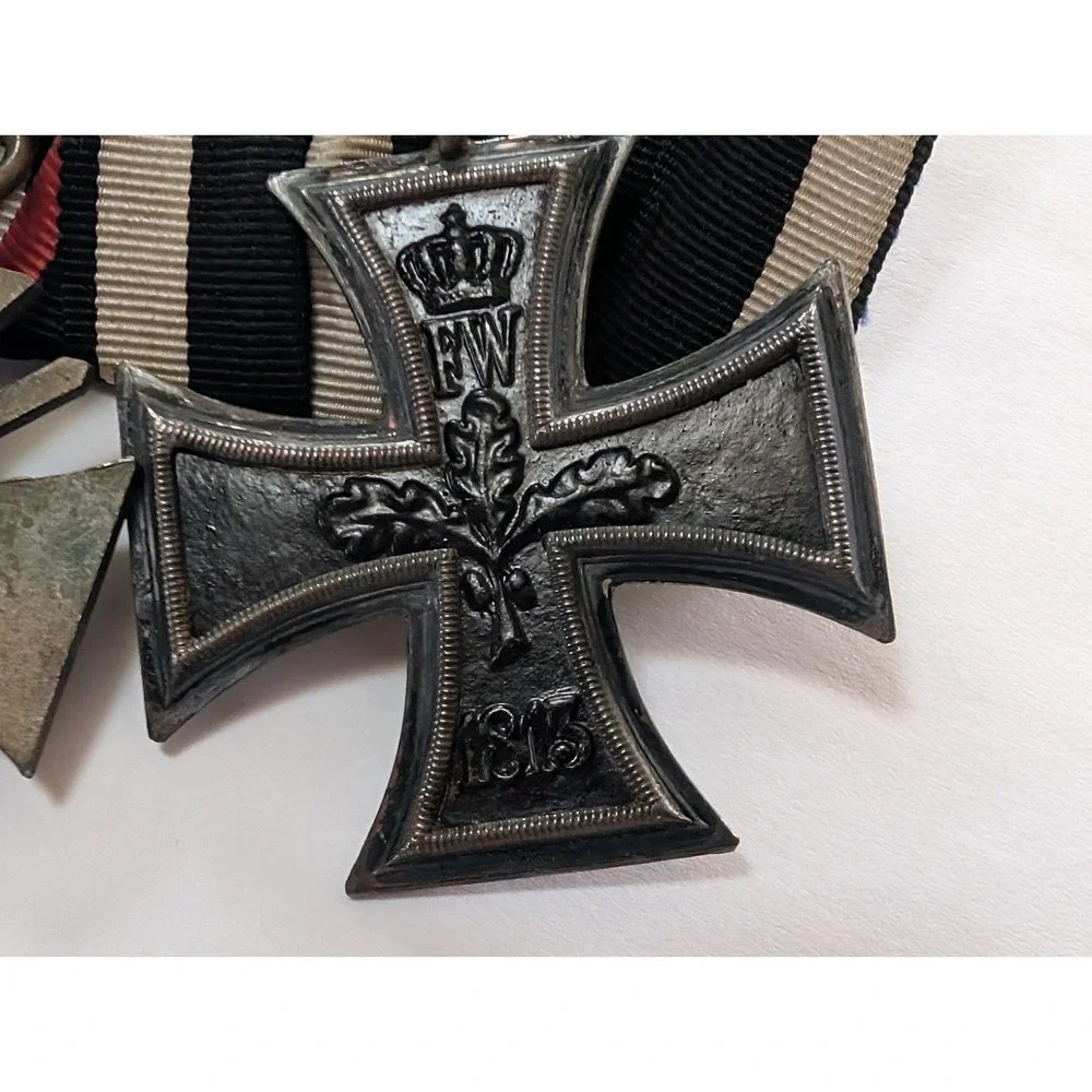 Original WW1 German 2 Medal Clasp Iron Cross 1914 with Honor w/Cross Swords